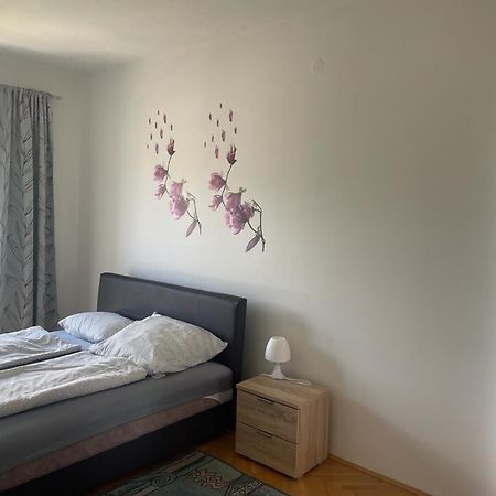 Kristina Apartments Tivat Kültér fotó