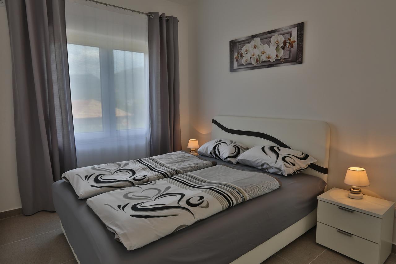 Kristina Apartments Tivat Kültér fotó