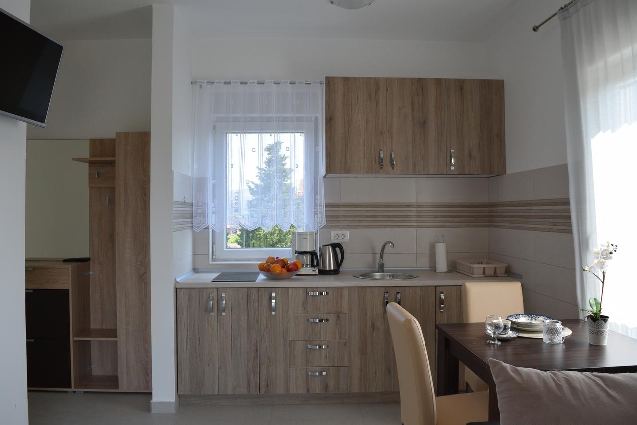 Kristina Apartments Tivat Kültér fotó